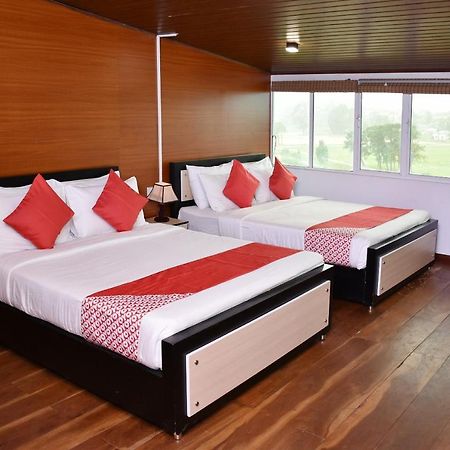 Oyo 430 The Turf Villa Nuwara Eliya Exterior photo