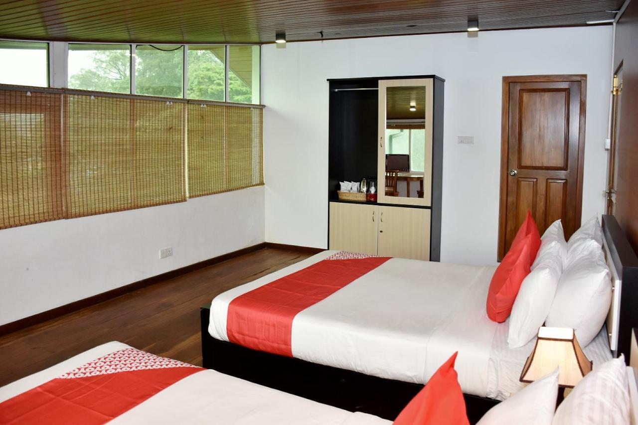 Oyo 430 The Turf Villa Nuwara Eliya Exterior photo
