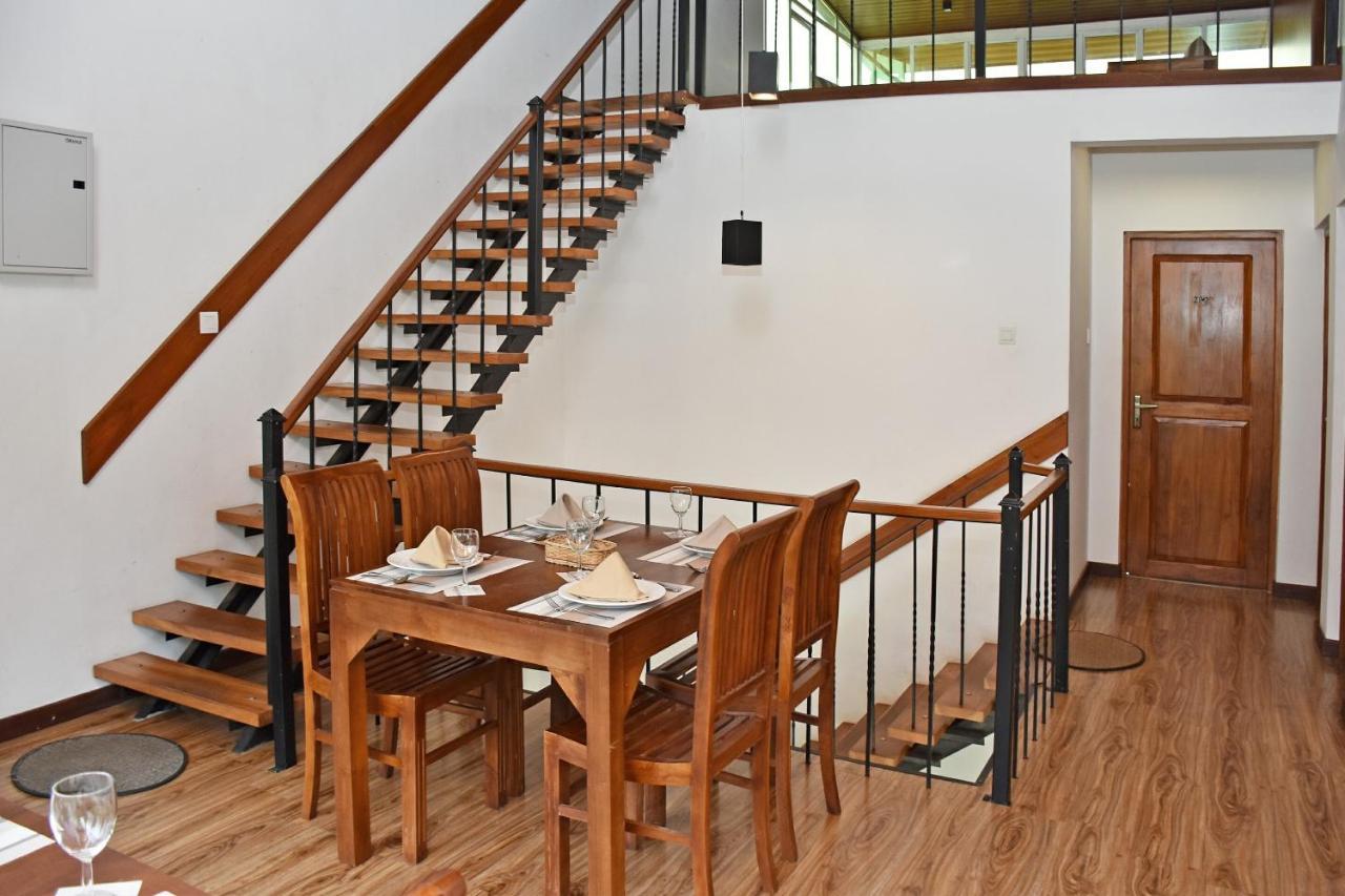 Oyo 430 The Turf Villa Nuwara Eliya Exterior photo